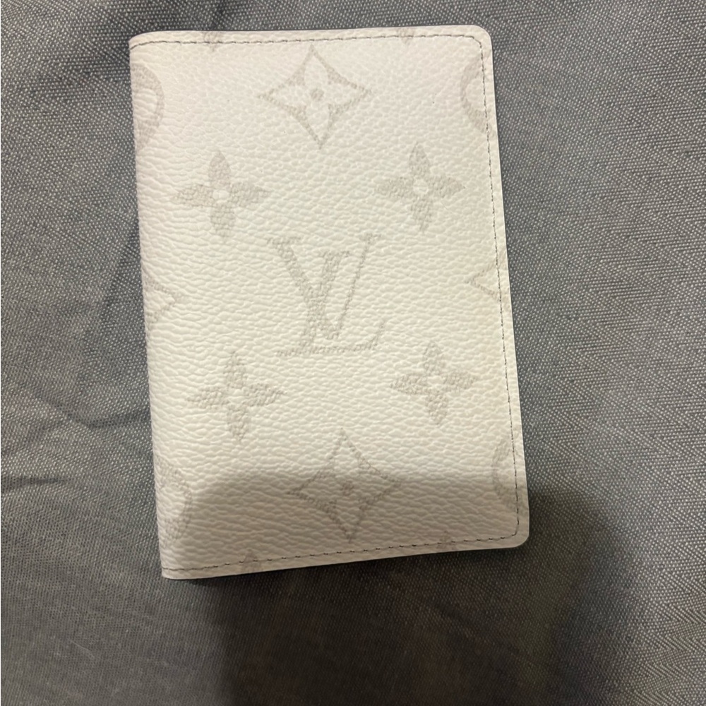 Louis Vuitton pocket organizer